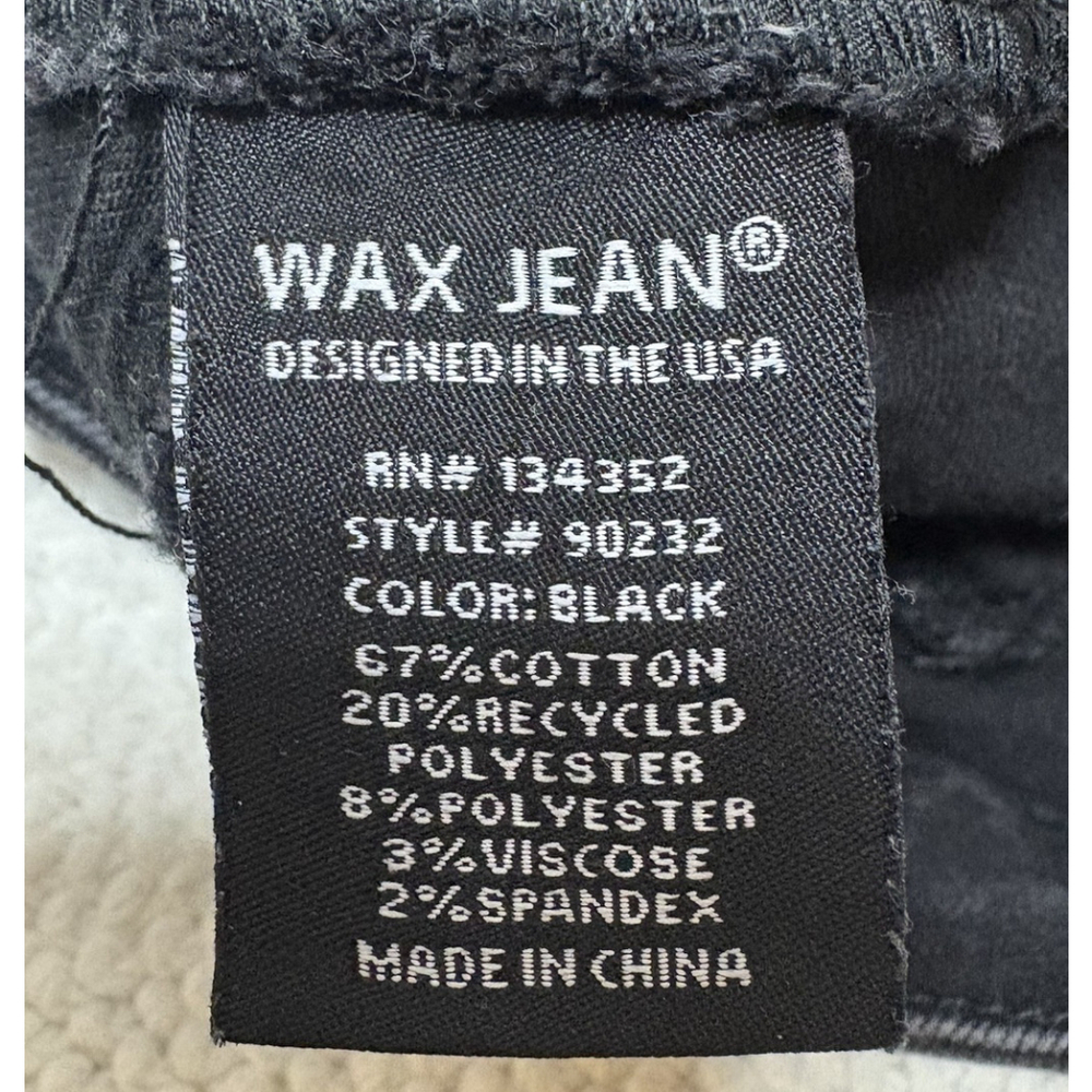 Wax Jean Butt I Love You Women’s High Rise Cuffed Jean Shorts Black Size Small - Picture 5 of 8